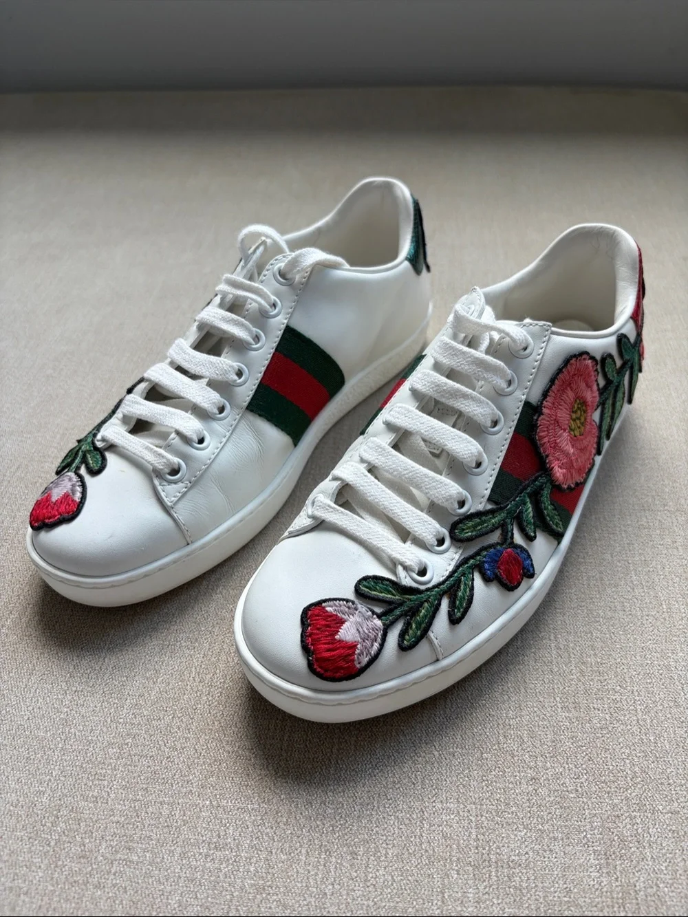 Gucci White Leather Sneakers with Red & Green Floral Embroidery